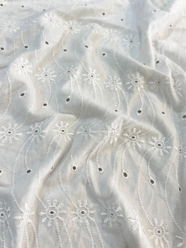 Exquisite Floral Pattern White Thread Eyelet Embroidery On Stretchable Cotton Knit Fabric