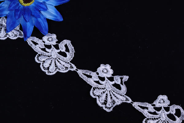Dyeable Guipure Embroidery Lace.